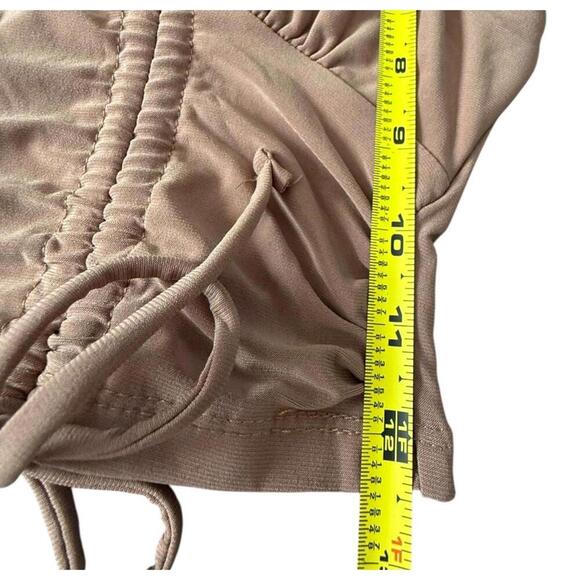 Stylish Ruched Crop Top in Soft Beige - Picture 3 of 6